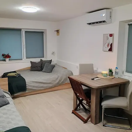 болярска10 Apartment *